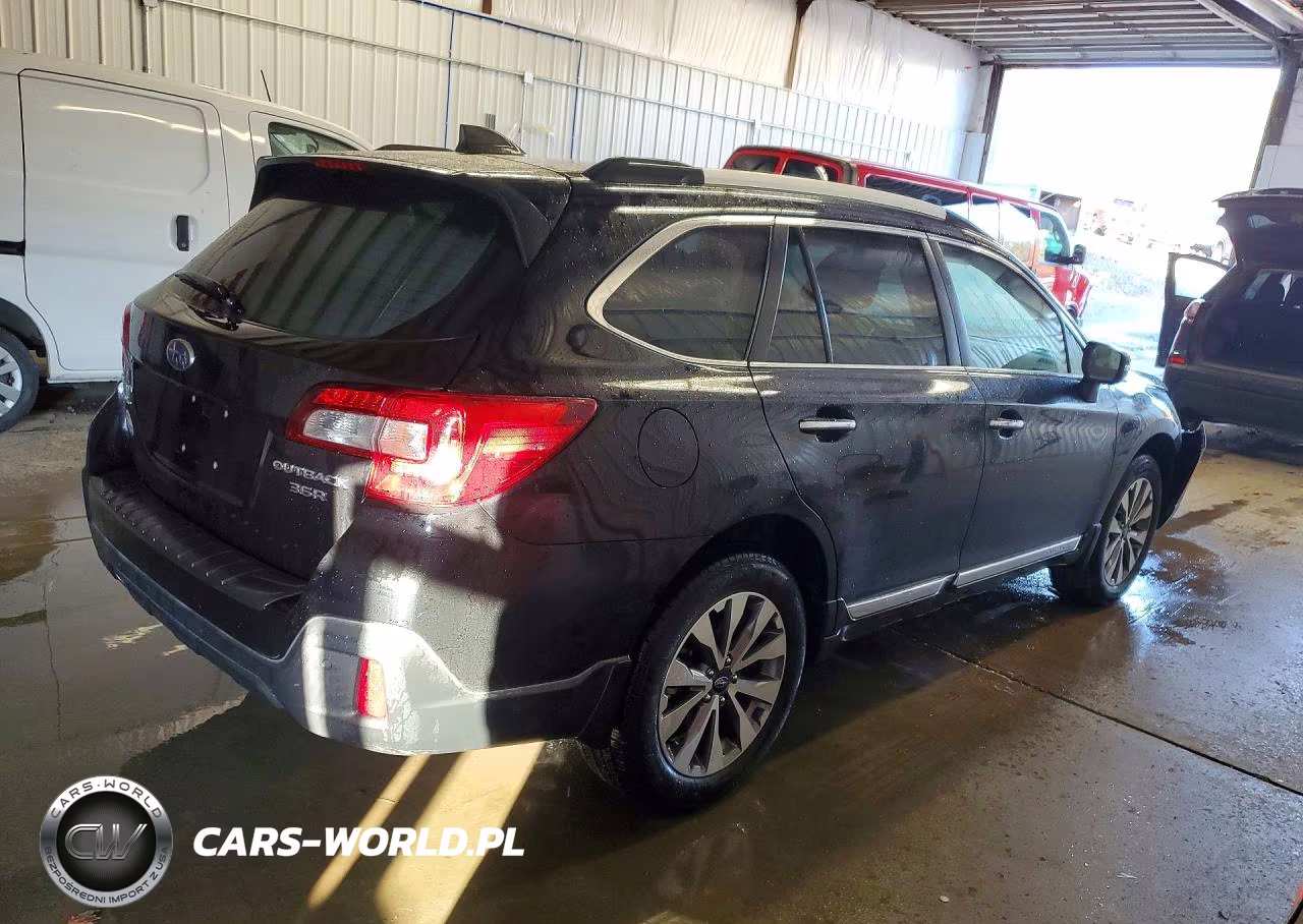 2019 Subaru Outback Touring VIN:4S4BSETC5K3369777 - 3