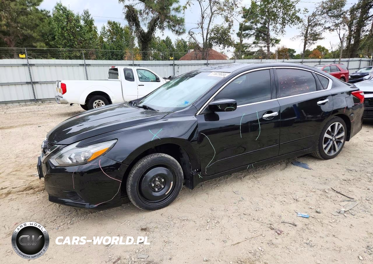 2016 Nissan Altima 2.5 Sr – zdjęcie 1 z 12