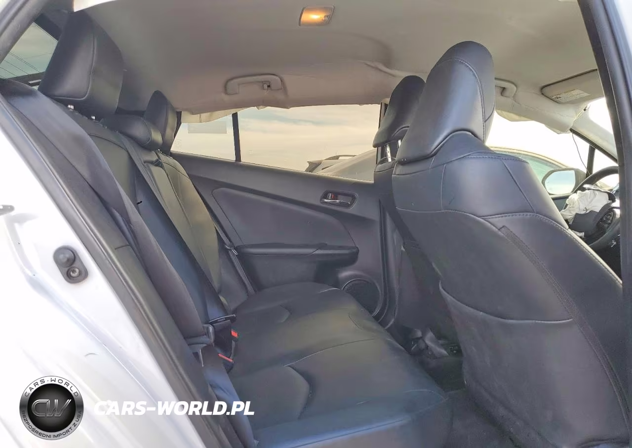 2022 Toyota Prius Nightshade VIN:JTDKAMFUXN3162294 - 10