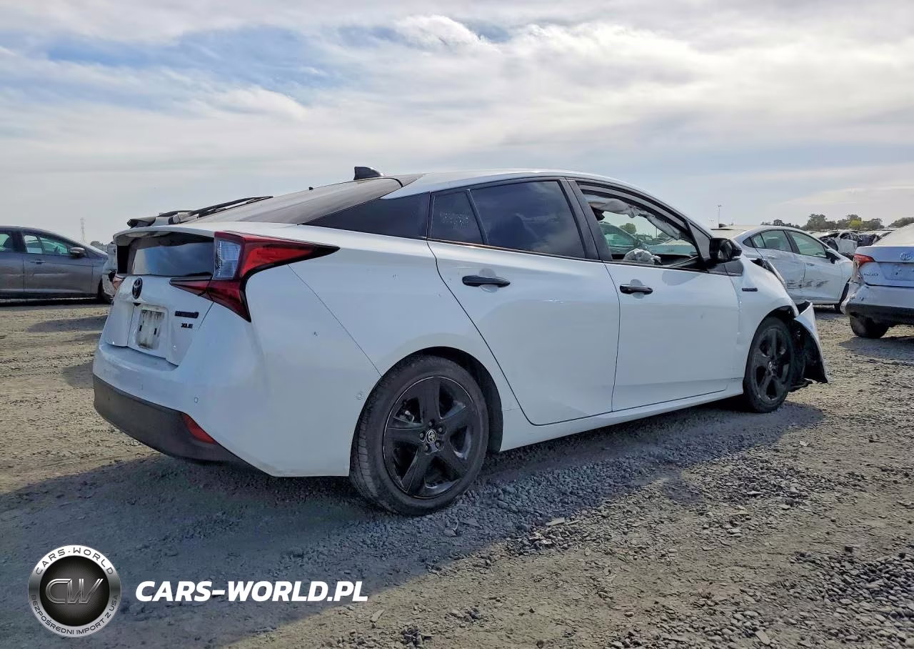 2022 Toyota Prius Nightshade VIN:JTDKAMFUXN3162294 - 3