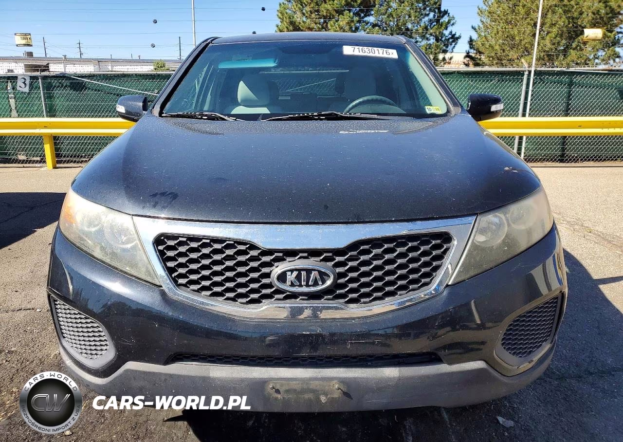 2012 Kia Sorento Lx VIN:5XYKT3A16CG213185 - 5
