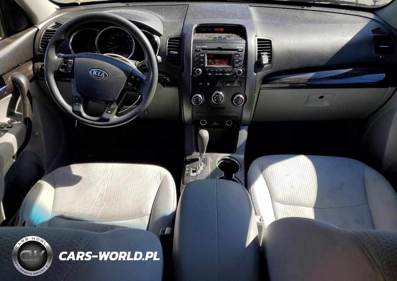 2012 Kia Sorento Lx VIN:5XYKT3A16CG213185 - 8