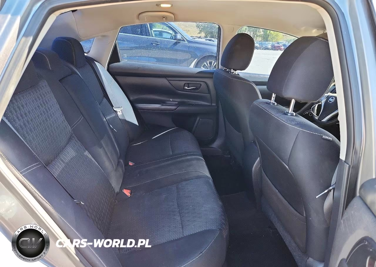 2016 Nissan Altima 2.5 S VIN:1N4AL3AP0GC244478 - 10