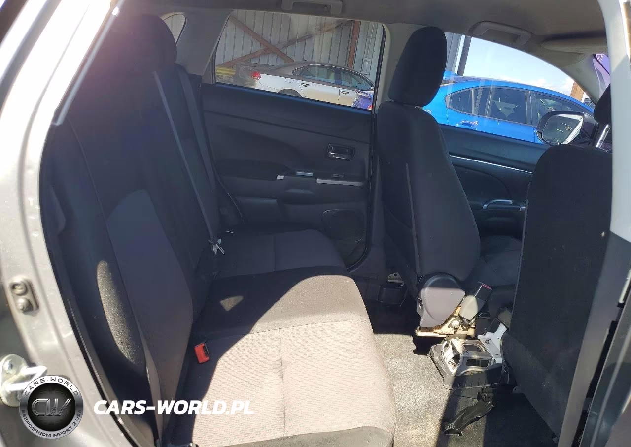 2019 Mitsubishi Outlander Sport Es VIN:JA4AP3AU1KU017575 - 10