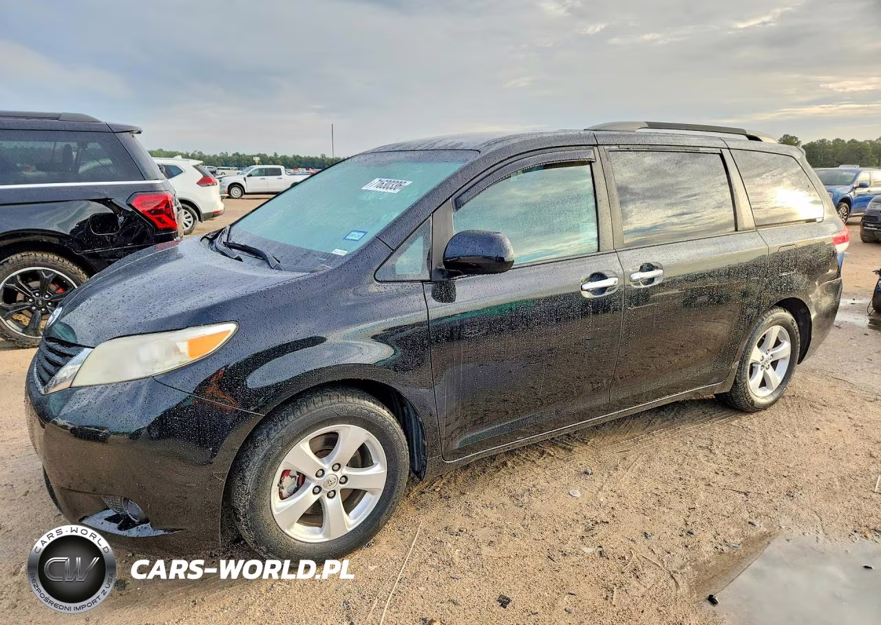 2014 Toyota Sienna Le VIN:5TDKK3DC2ES496819 - 1