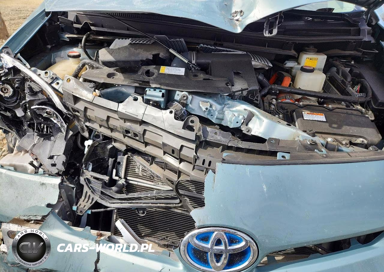 2015 Toyota Prius Two VIN:JTDKN3DU6F1996853 - 11