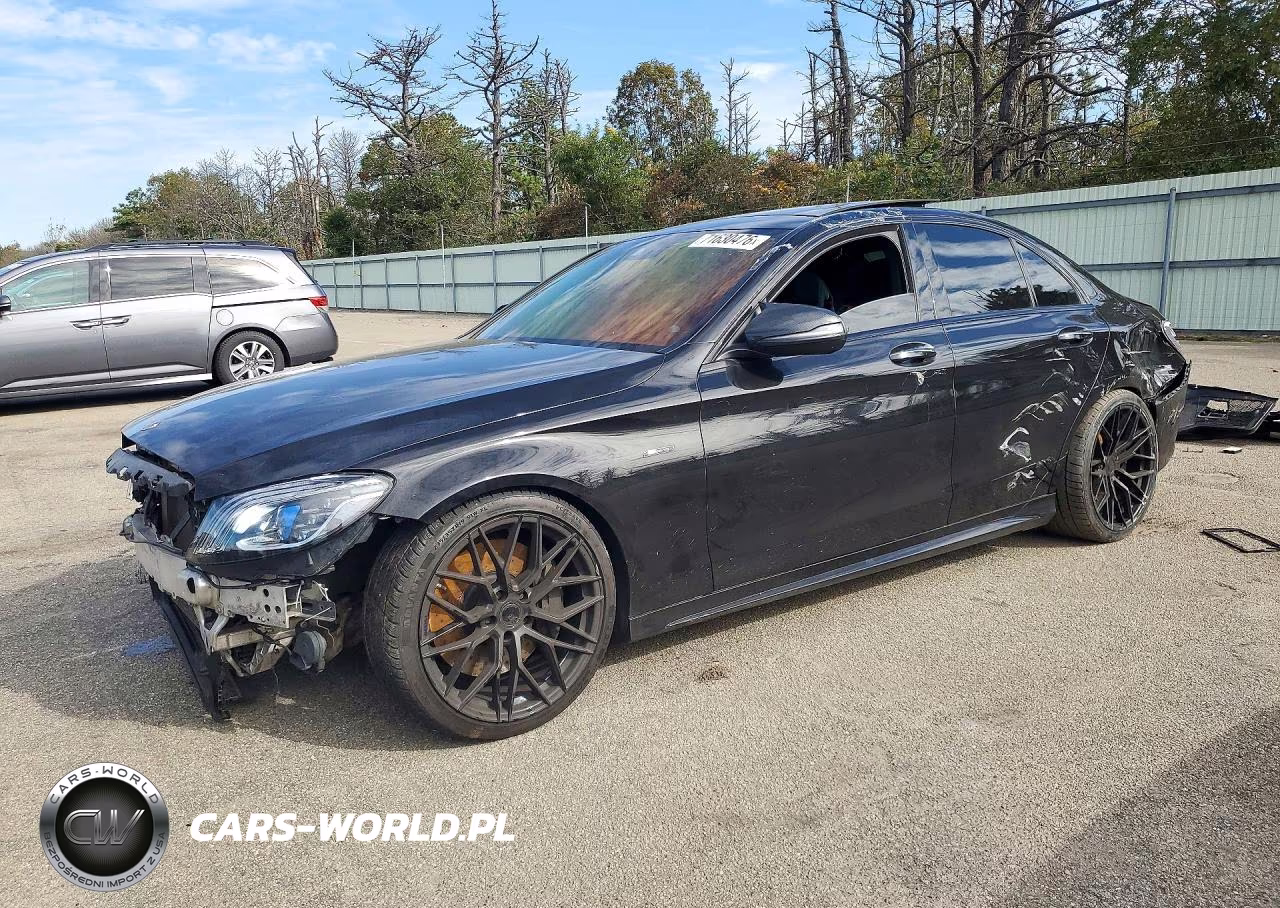 2016 Mercedes-Benz C 450 4Matic Amg – zdjęcie 1 z 13