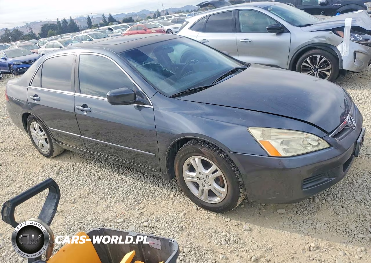 2007 Honda Accord Ex VIN:1HGCM56867A133041 - 4