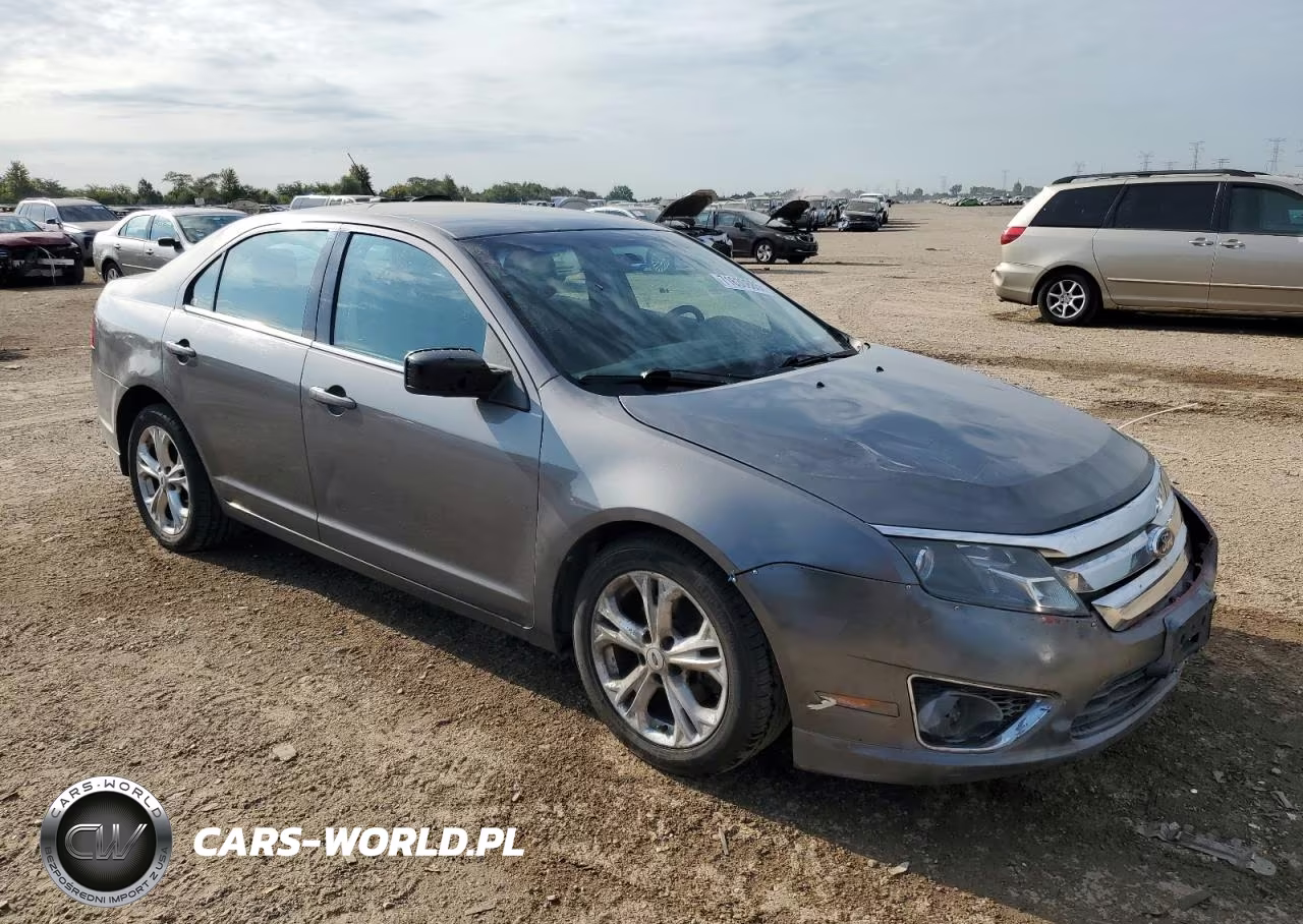 2012 Ford Fusion Se VIN:3FAHP0HA0CR417561 - 4