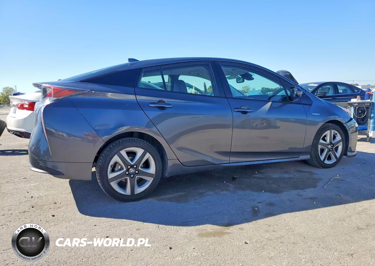 2016 Toyota Prius Four Touring VIN:JTDKARFU0G3019029 - 3