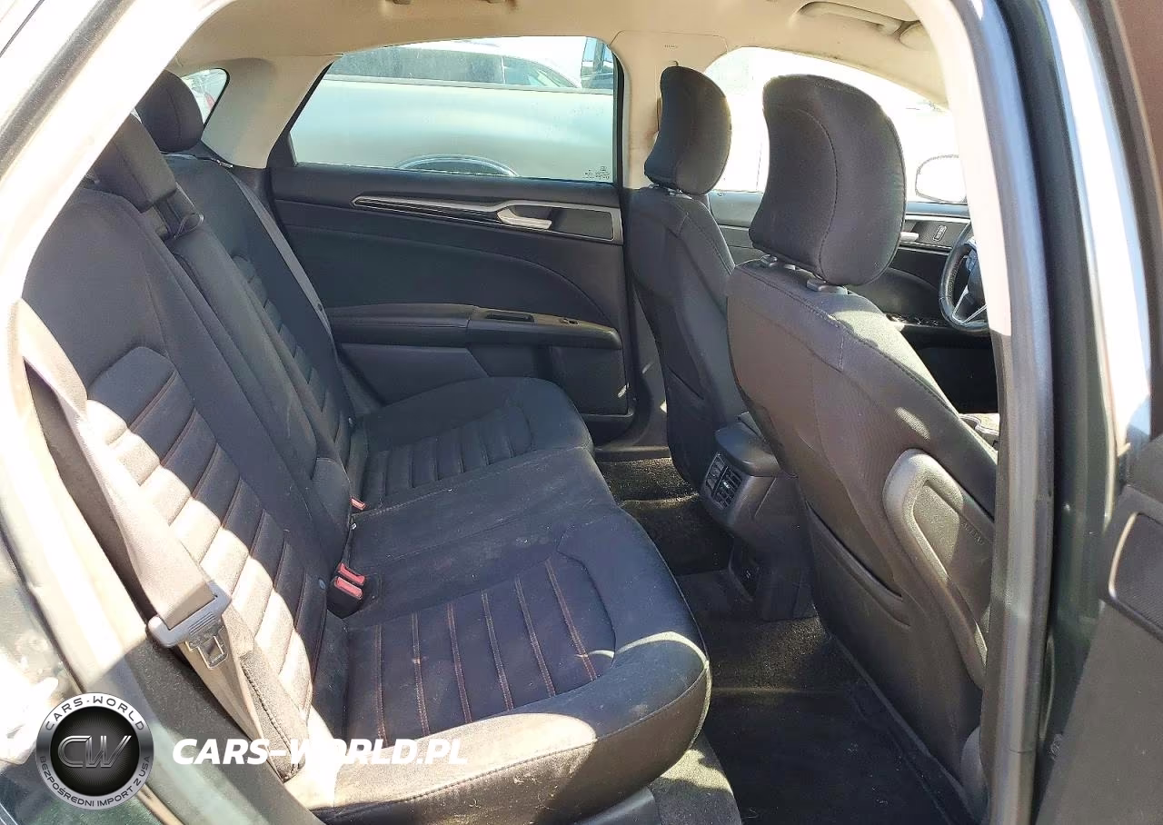 2015 Ford Fusion Se Hybrid VIN:3FA6P0LUXFR236061 - 10