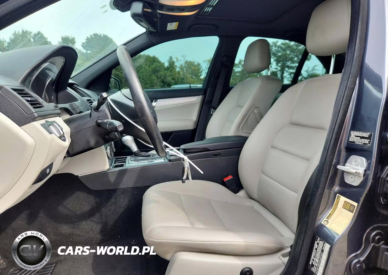 2010 Mercedes-Benz C 300 VIN:WDDGF5EB9AA401360 - 7