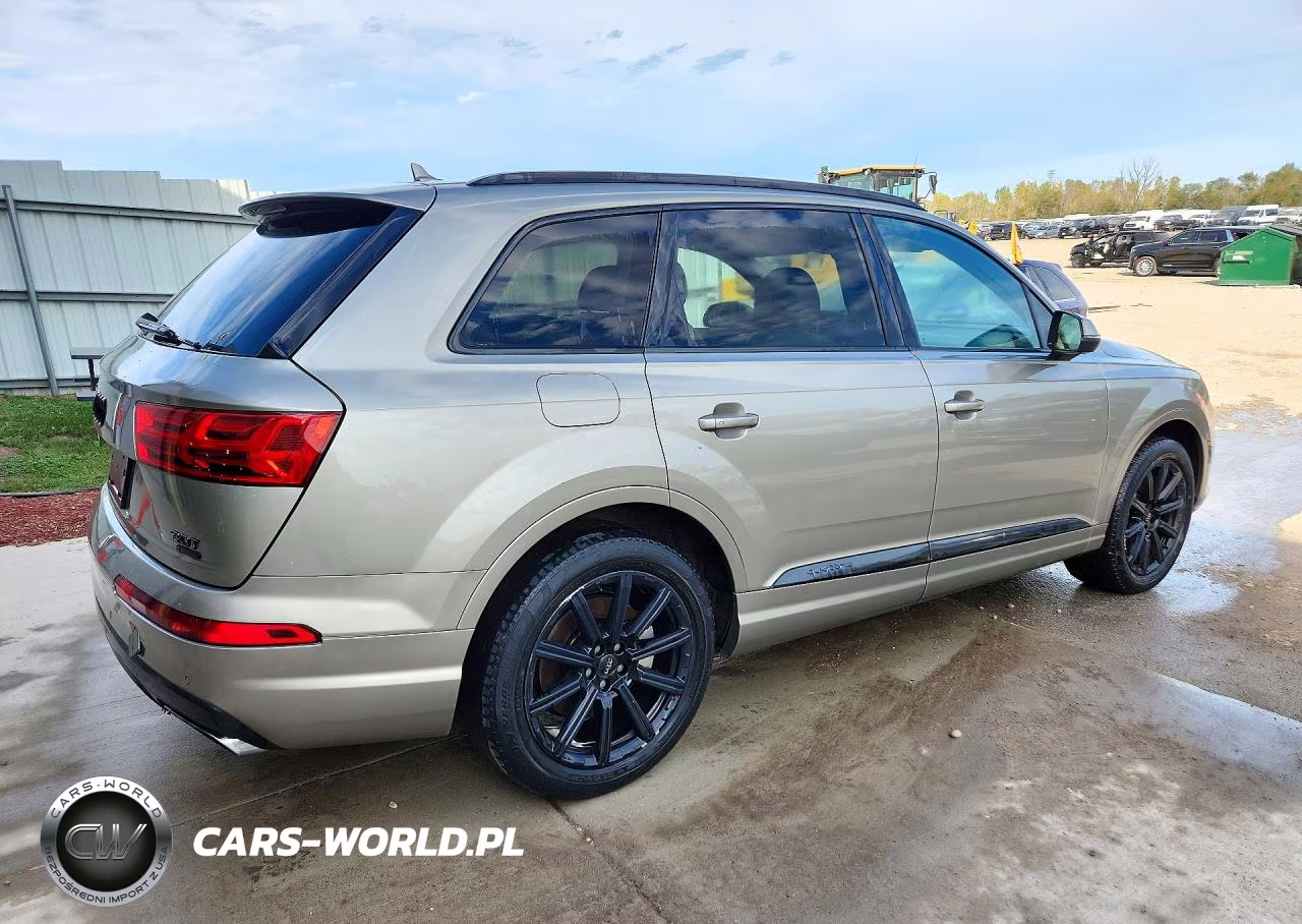 2017 Audi Q7 Premium Plus VIN:WA1LAAF7XHD031484 - 3