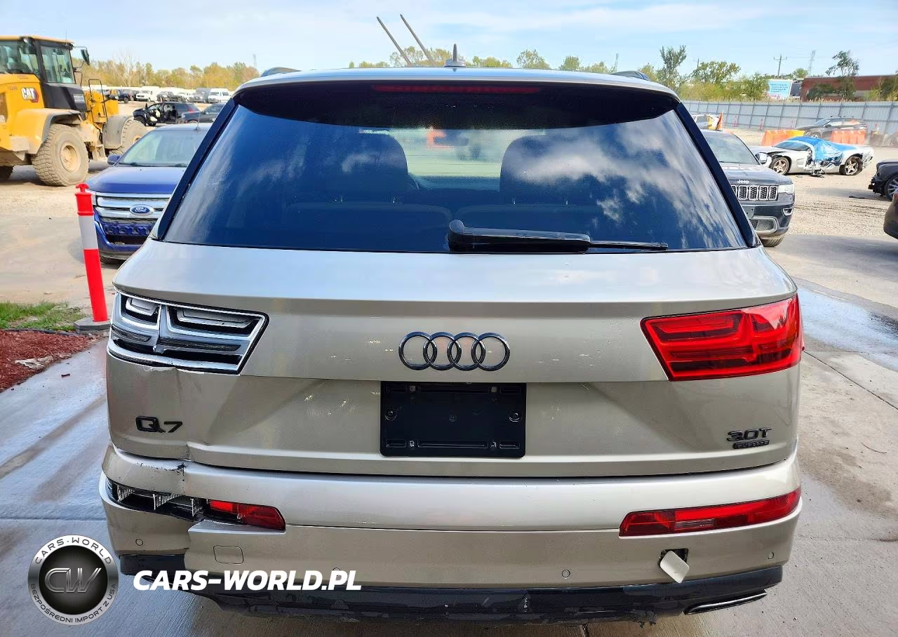 2017 Audi Q7 Premium Plus VIN:WA1LAAF7XHD031484 - 6