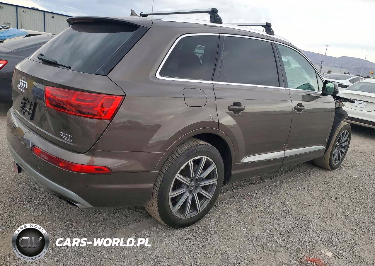 2017 Audi Q7 VIN:WA1LABF76HD007656 - 3
