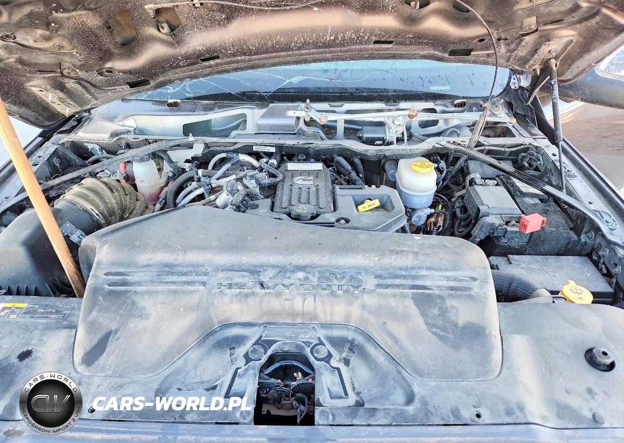 2025 Ram 2500 Laramie VIN:3C63R5FL3SG553054 - 11
