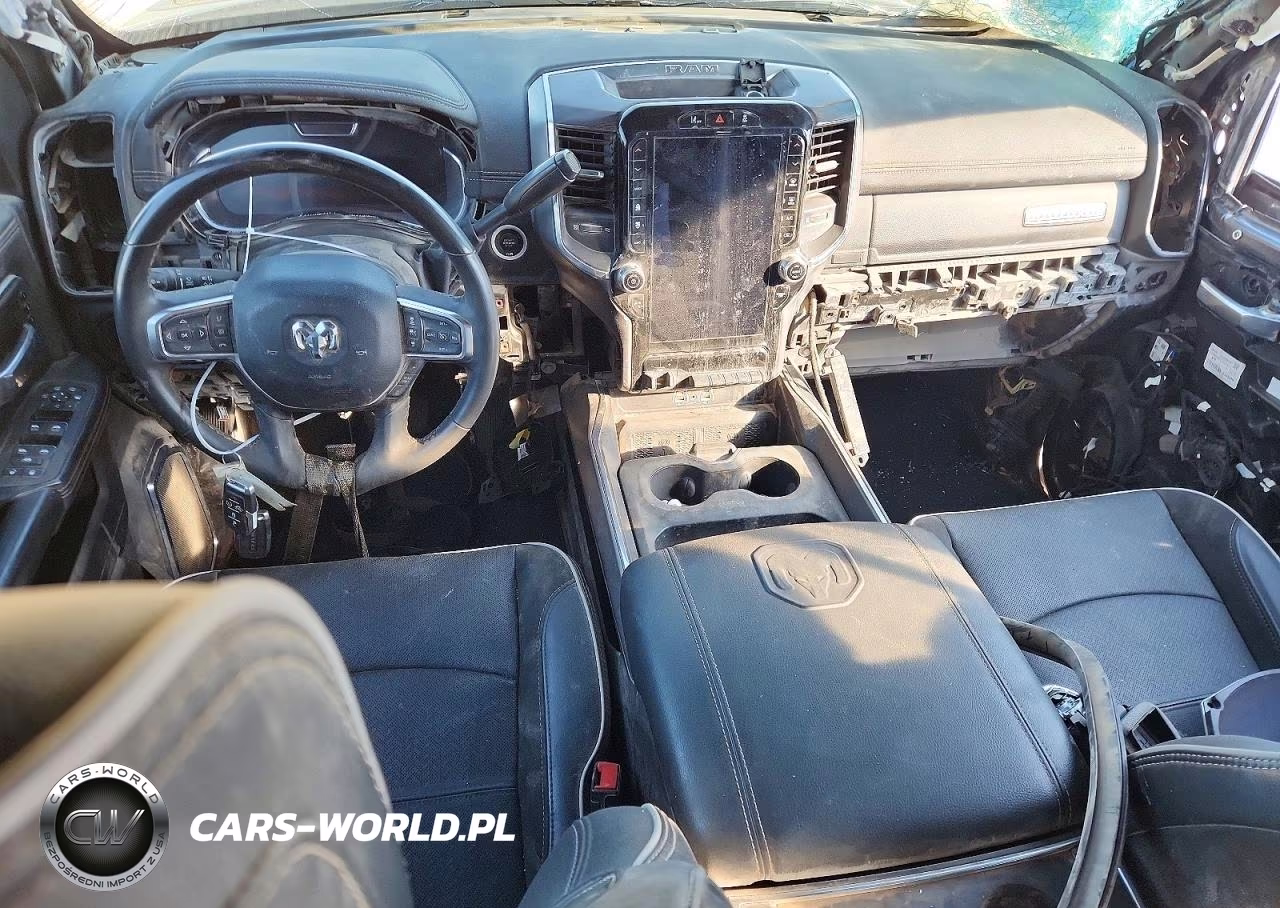 2025 Ram 2500 Laramie VIN:3C63R5FL3SG553054 - 8