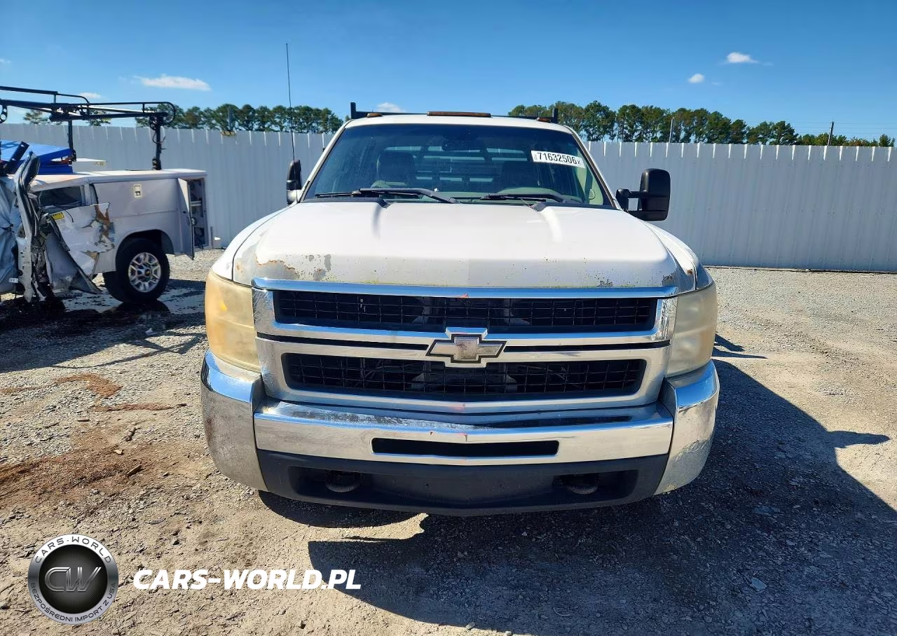 2010 Chevrolet Silverado K3500 VIN:1GB7KZBK1AF138077 - 5