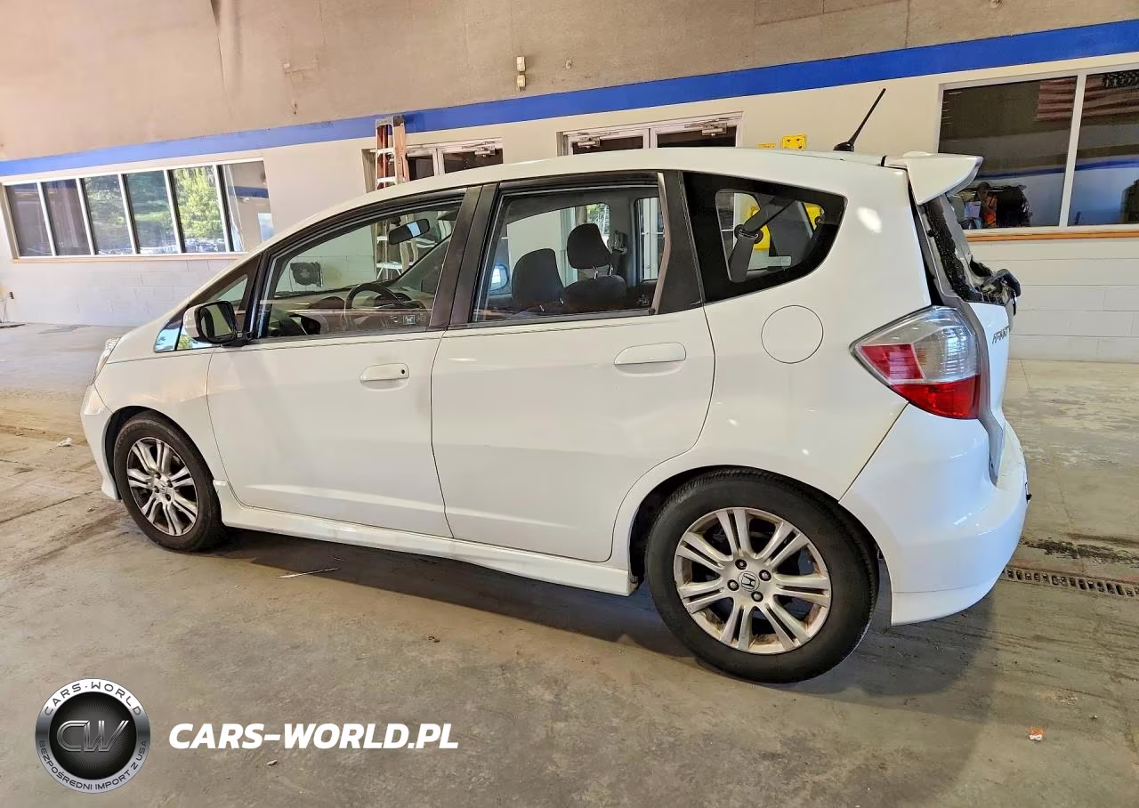 2009 Honda Fit Sport VIN:JHMGE88449S015011 - 2