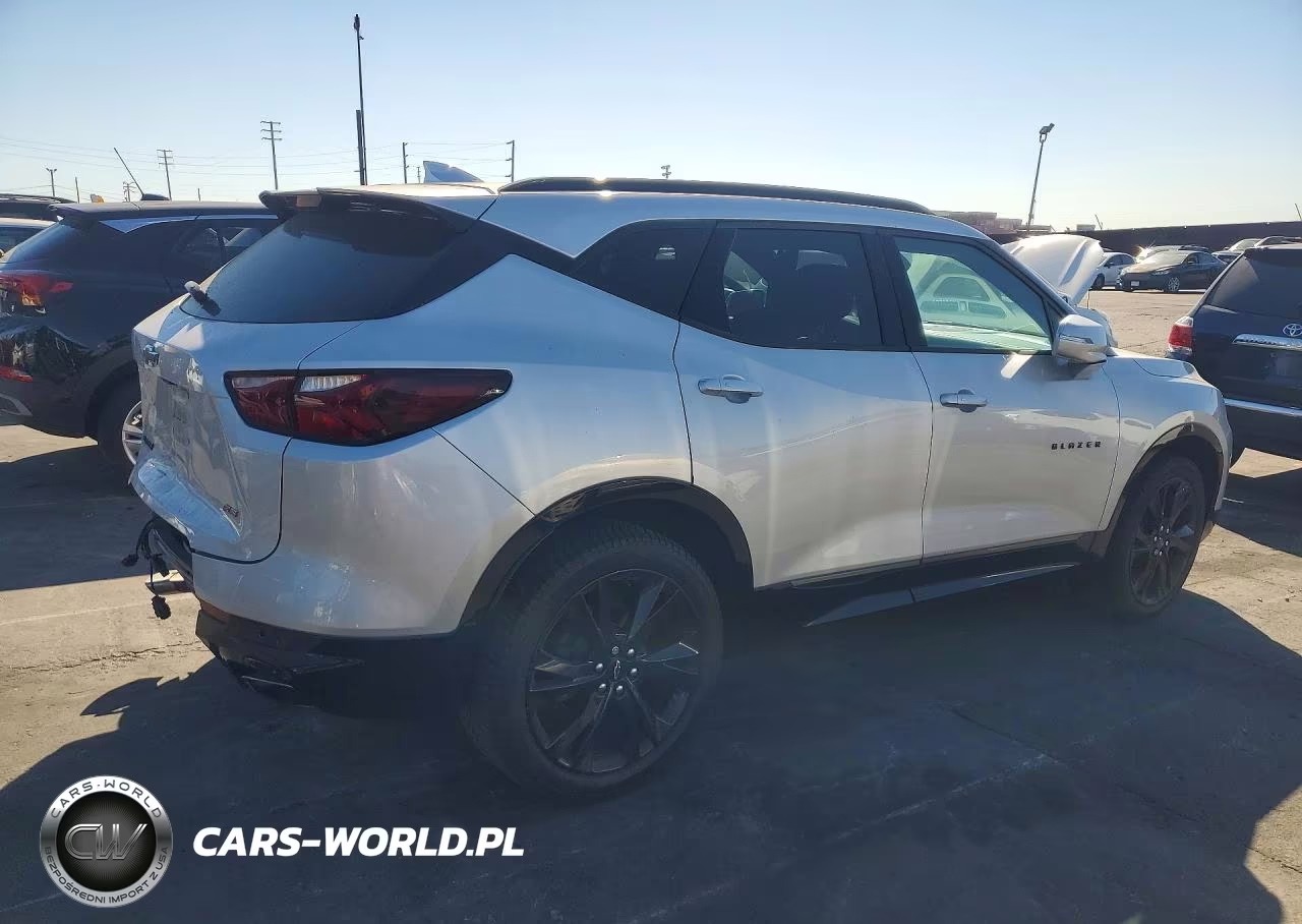 2019 Chevrolet Blazer Rs VIN:3GNKBERS0KS673250 - 3