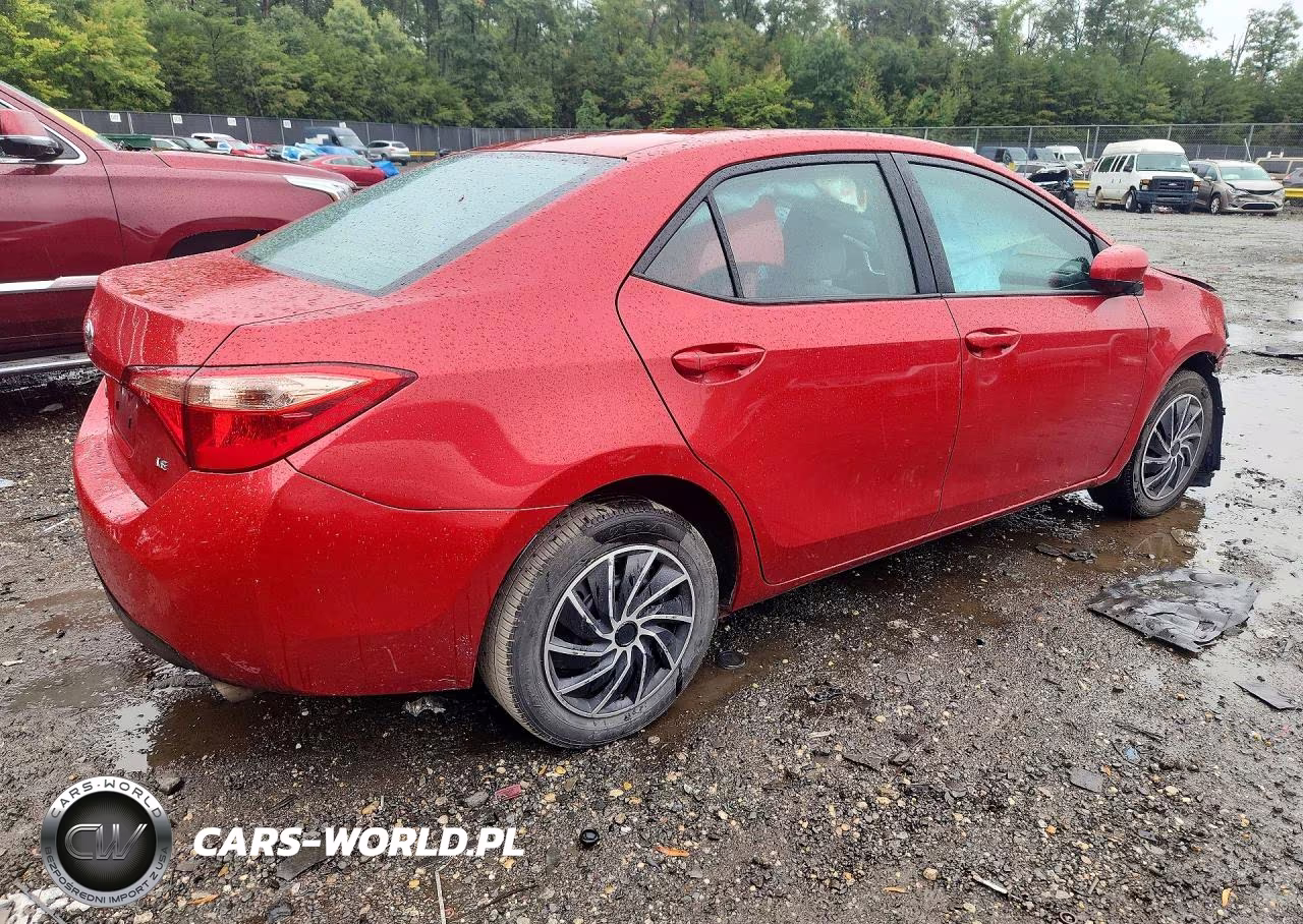 2019 Toyota Corolla Le VIN:5YFBURHE9KP902494 - 3