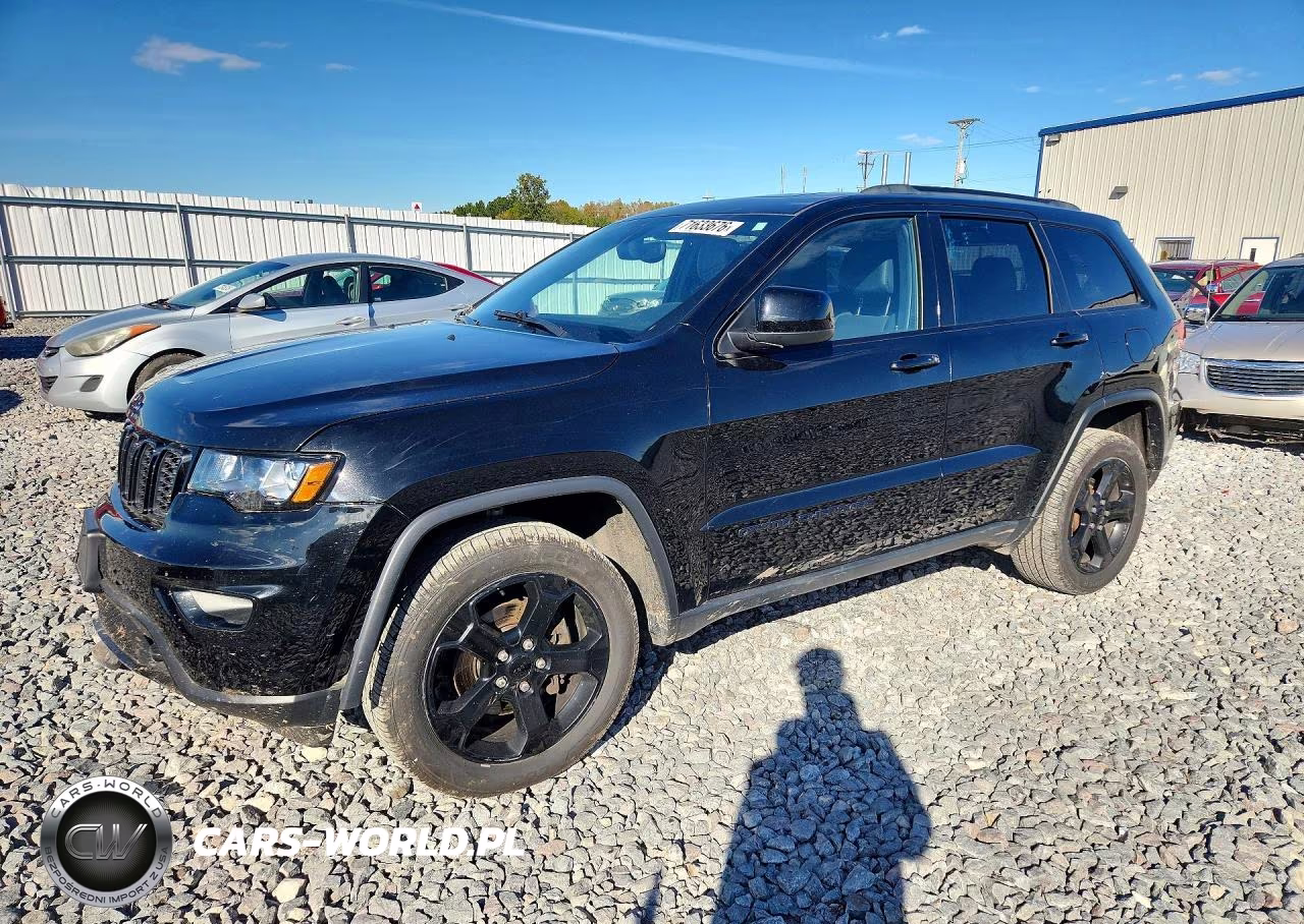 2020 Jeep Grand Cherokee Laredo