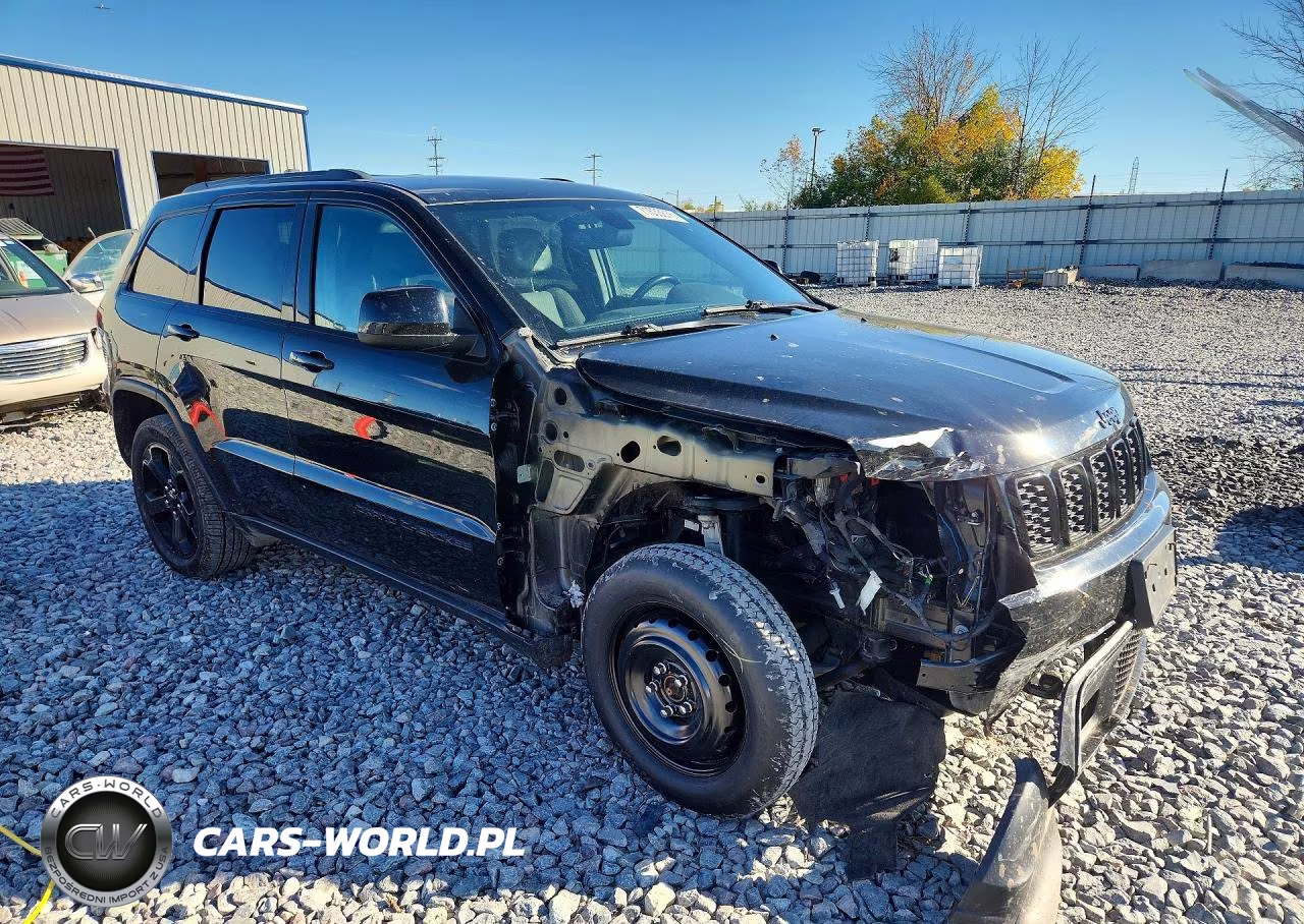 2020 Jeep Grand Cherokee Laredo VIN:1C4RJFAG8LC134647 - 4