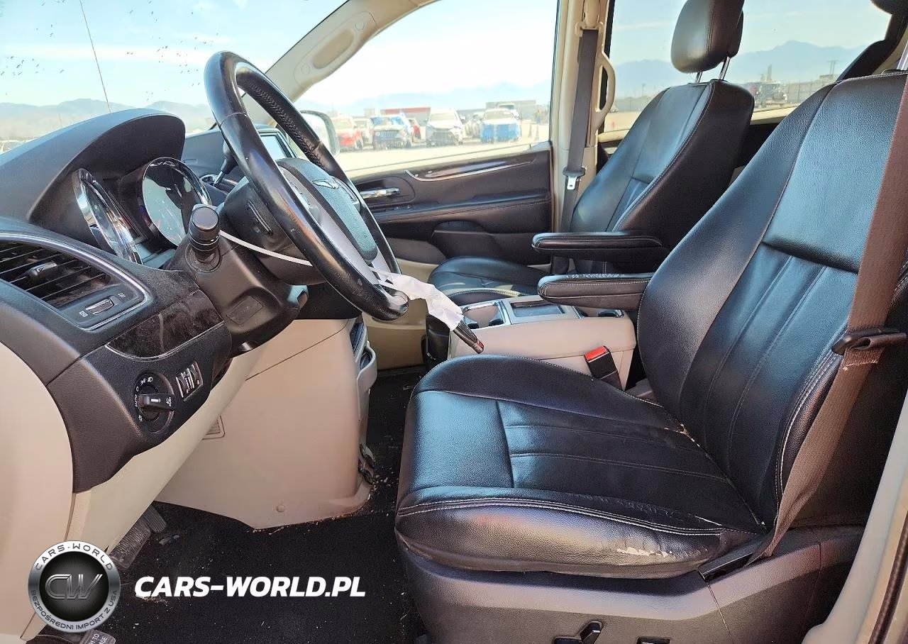 2014 Chrysler Town & Country Touring VIN:2C4RC1BG6ER441076 - 7