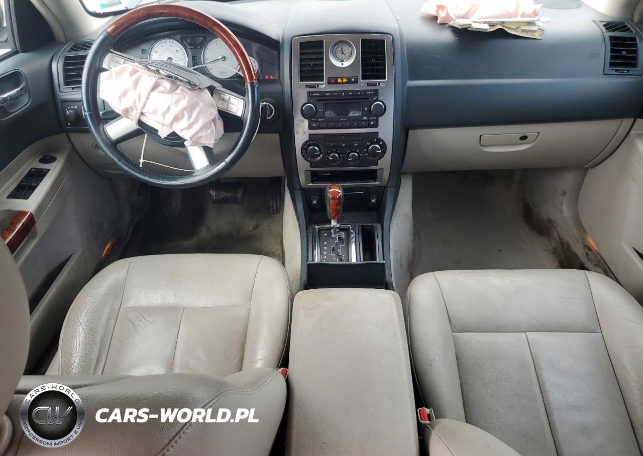 2005 Chrysler 300 Touring VIN:2C3AA53GX5H153516 - 8
