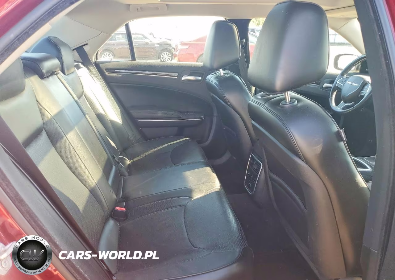2016 Chrysler 300C VIN:2C3CCAEG7GH351160 - 10