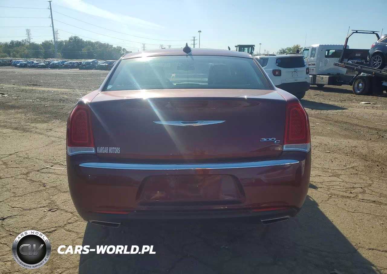 2016 Chrysler 300C VIN:2C3CCAEG7GH351160 - 6