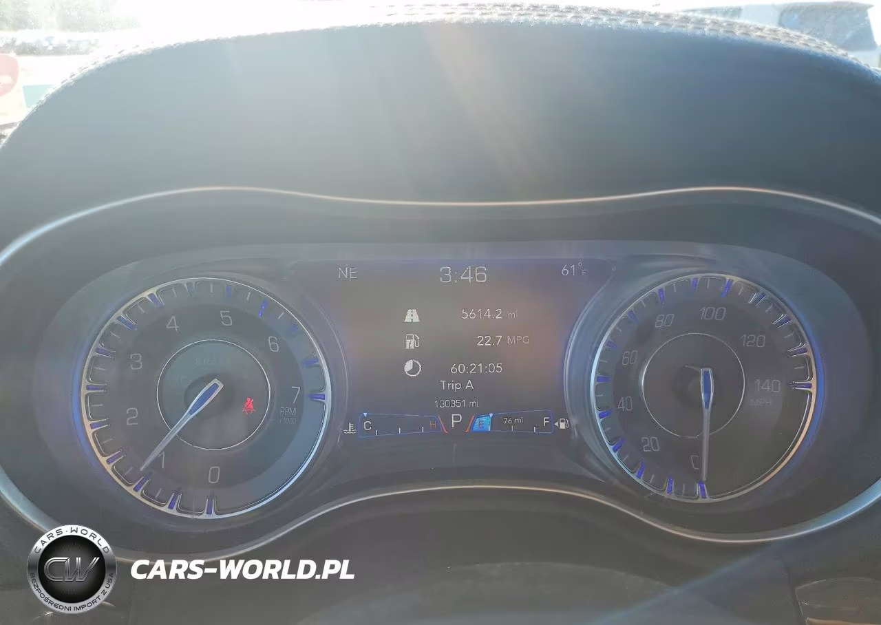2016 Chrysler 300C VIN:2C3CCAEG7GH351160 - 9