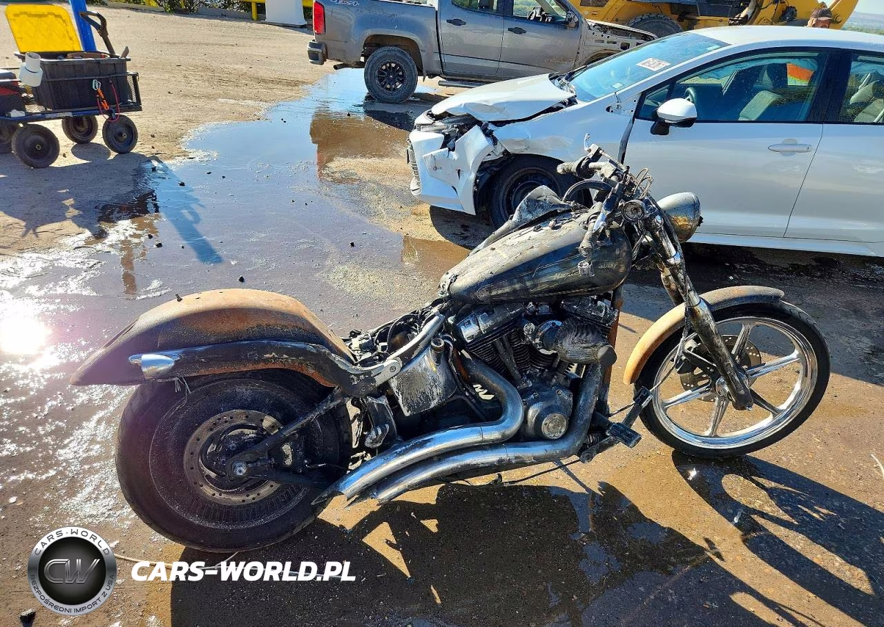 2005 Harley-Davidson Fxstdi