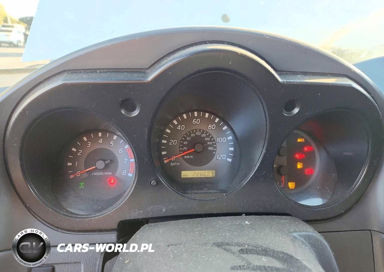 2002 Nissan Xterra Xe-V6 VIN:5N1ED28Y72C537185 - 9