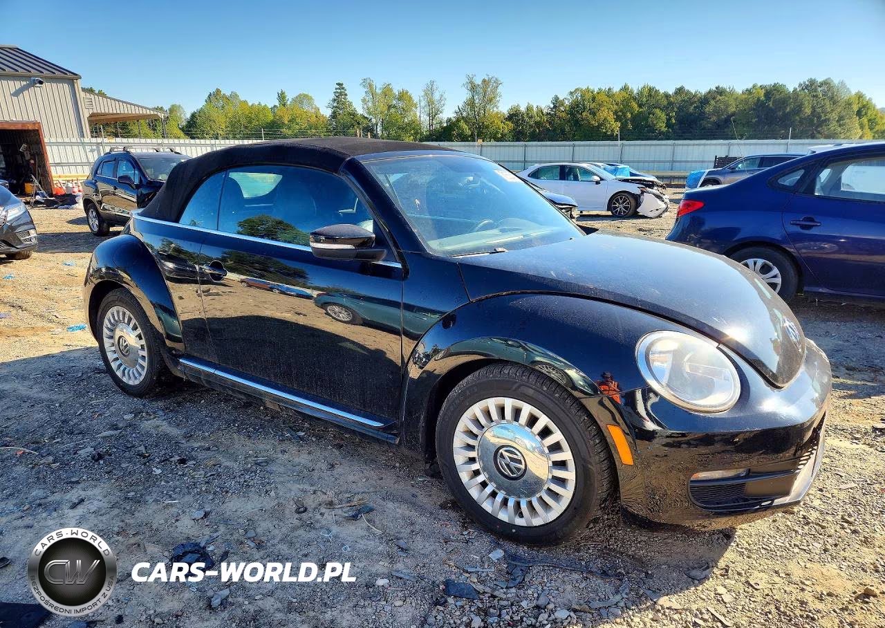 2015 Volkswagen Beetle 1.8T VIN:3VW517AT1FM807053 - 4