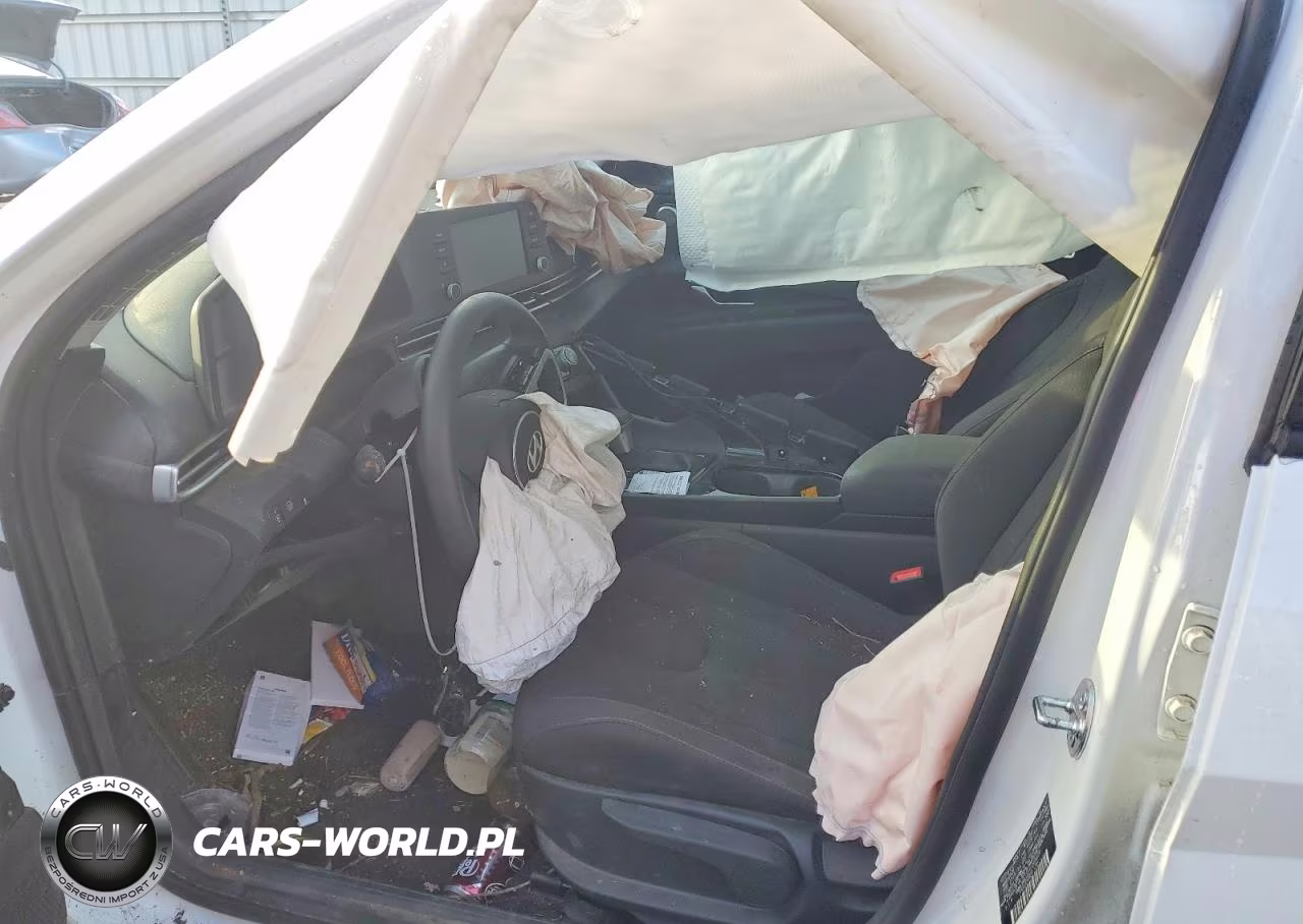 2026 Hyundai Elantra Hybrid Blue VIN:KMHLM4DJ2TU205629 - 7