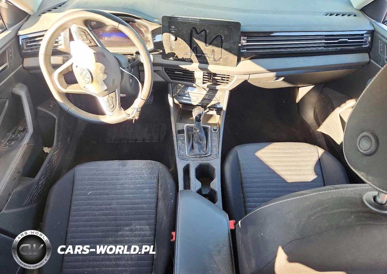 2025 Volkswagen Jetta S VIN:3VW5X7BU5SM070665 - 8