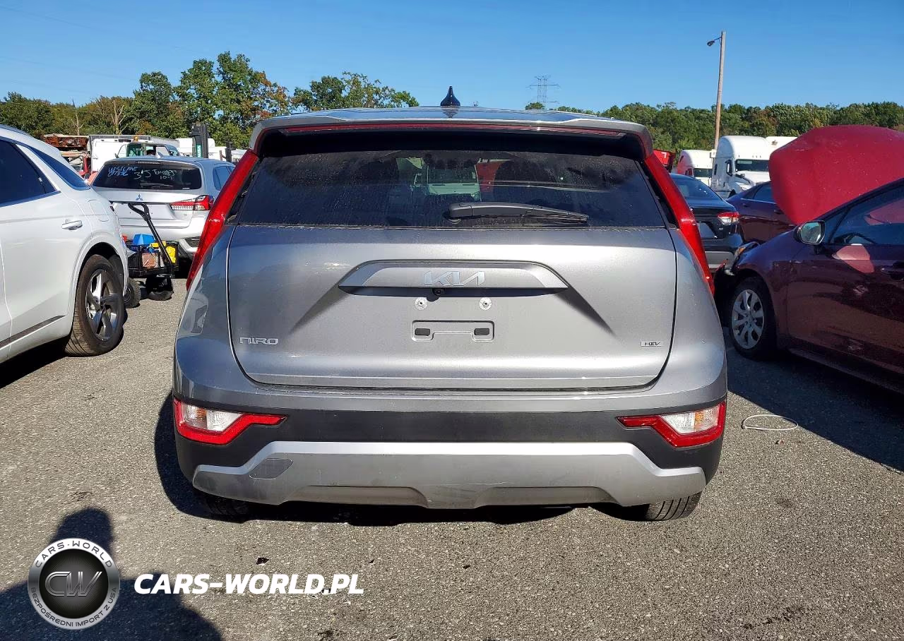 2026 Kia Niro Lx VIN:KNDCP3LEXT5325926 - 6