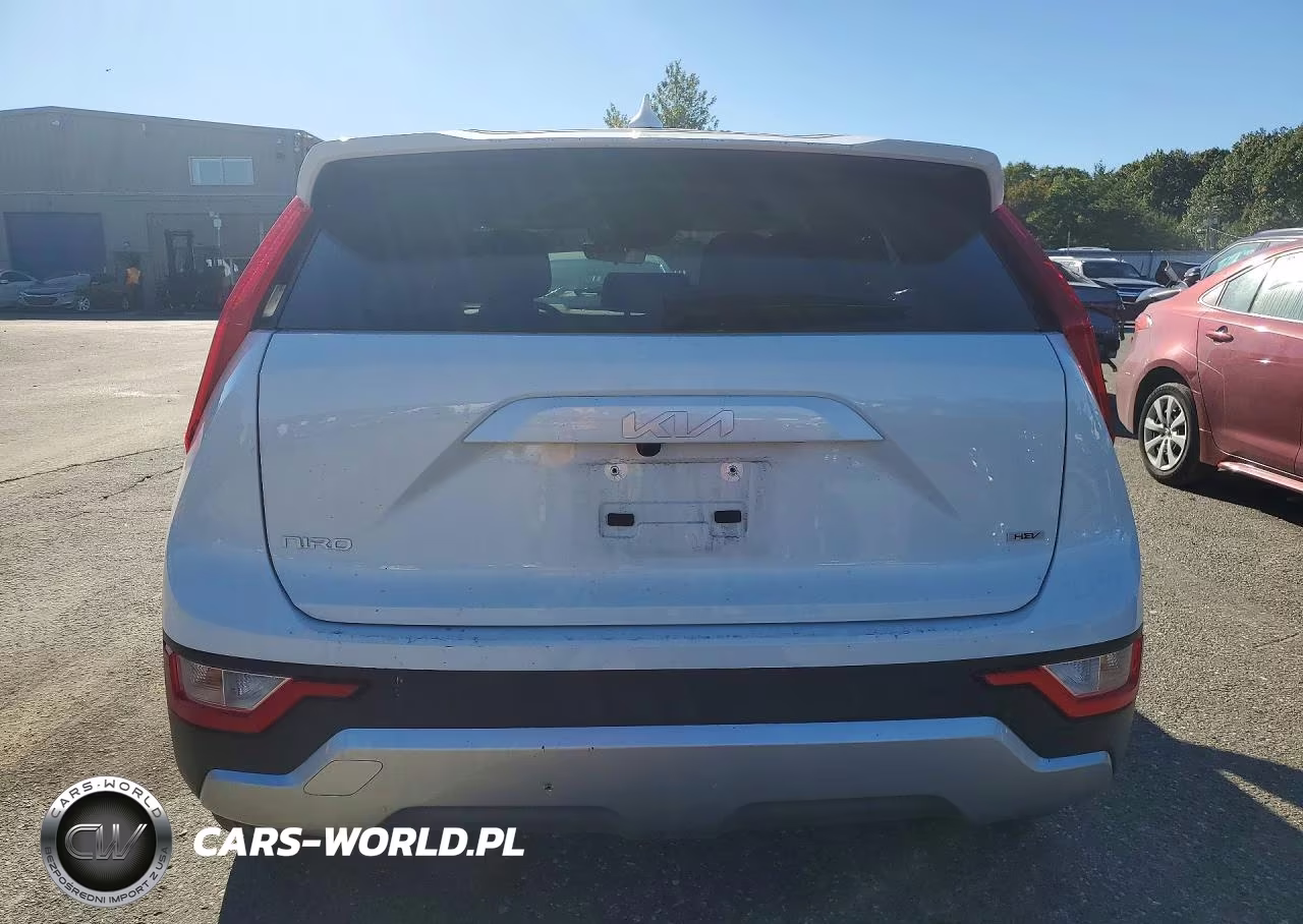 2026 Kia Niro Lx VIN:KNDCP3LE5T5329043 - 6