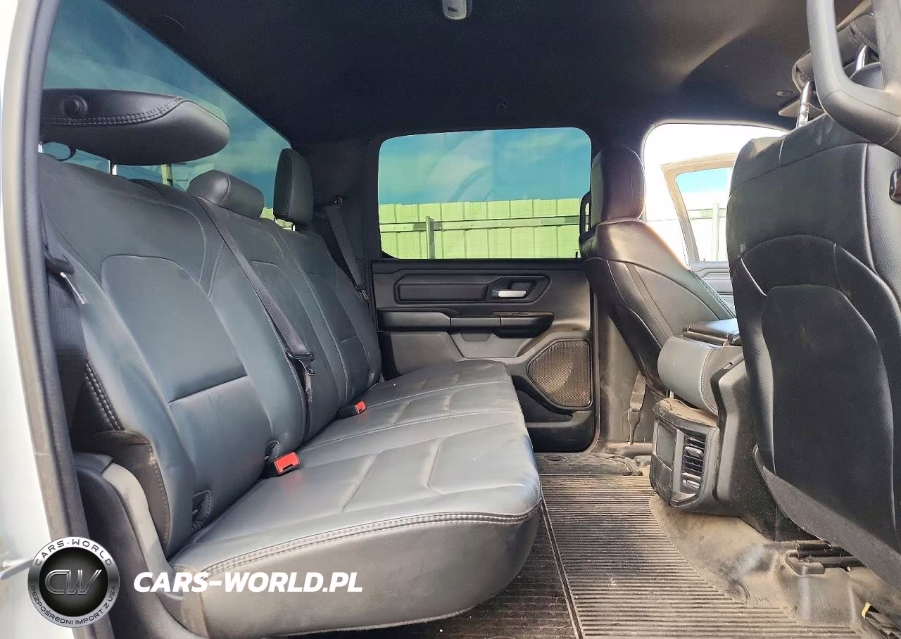 2022 Ram 1500 Tradesman VIN:1C6RRFNG6NN383756 - 10