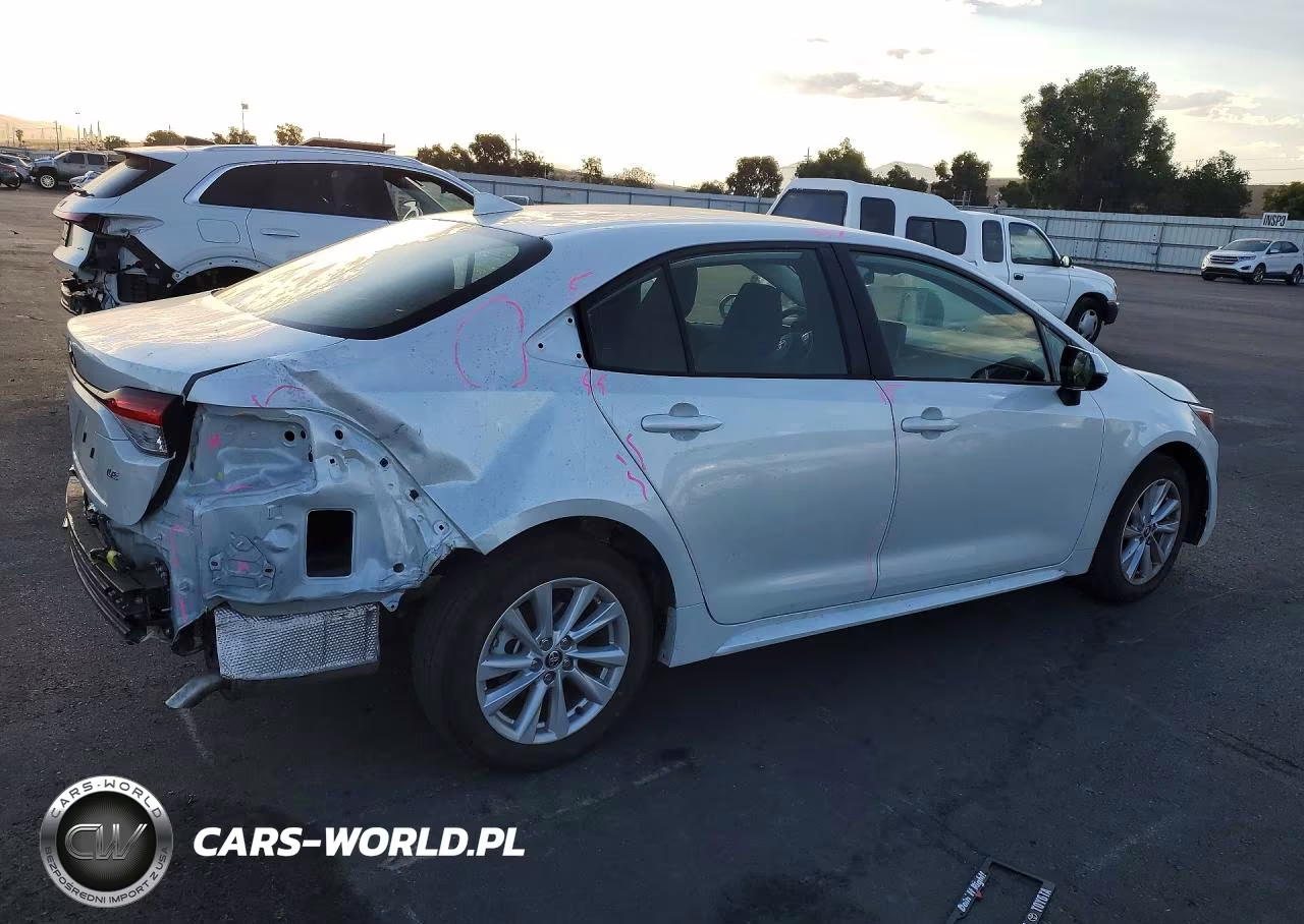 2026 Toyota Corolla Le VIN:JTDB4MEE0T3042809 - 3