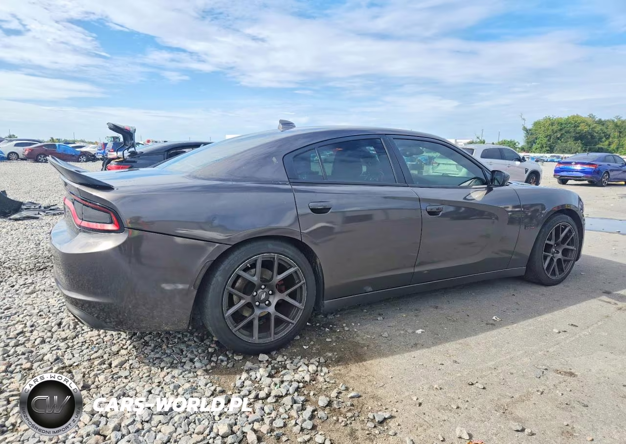 2016 Dodge Charger R-T VIN:2C3CDXCT3GH347039 - 3