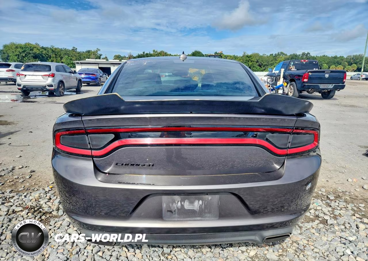 2016 Dodge Charger R-T VIN:2C3CDXCT3GH347039 - 6