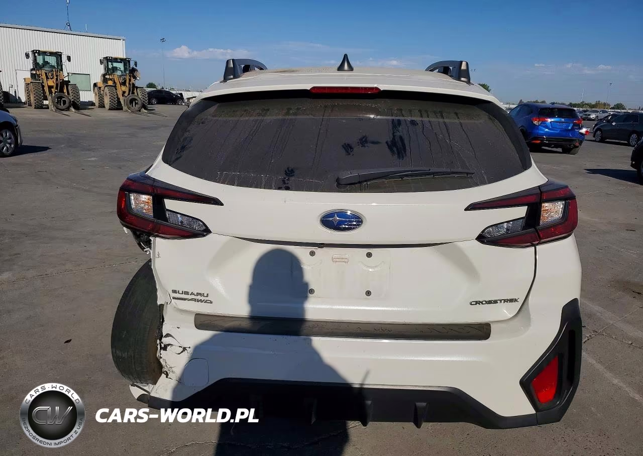 2024 Subaru Crosstrek Premium VIN:JF2GUADCXR8339832 - 6