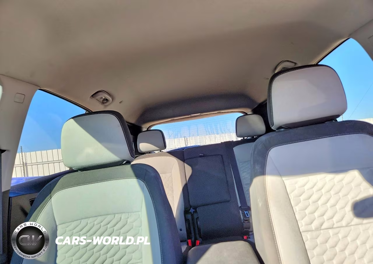2020 Chevrolet Equinox Lt VIN:3GNAXKEV4LS661535 - 10