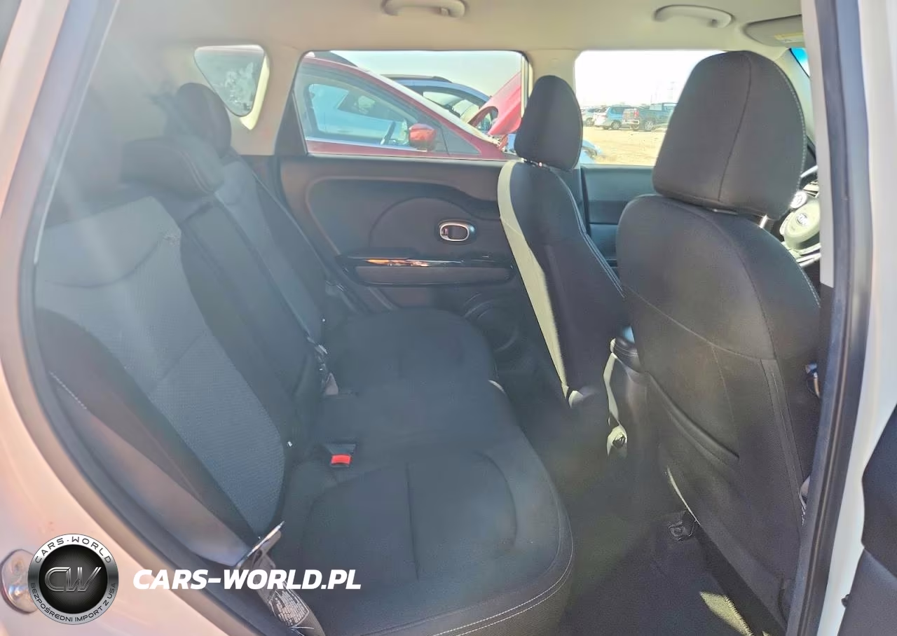 2017 Kia Soul + VIN:KNDJP3A56H7423566 - 10