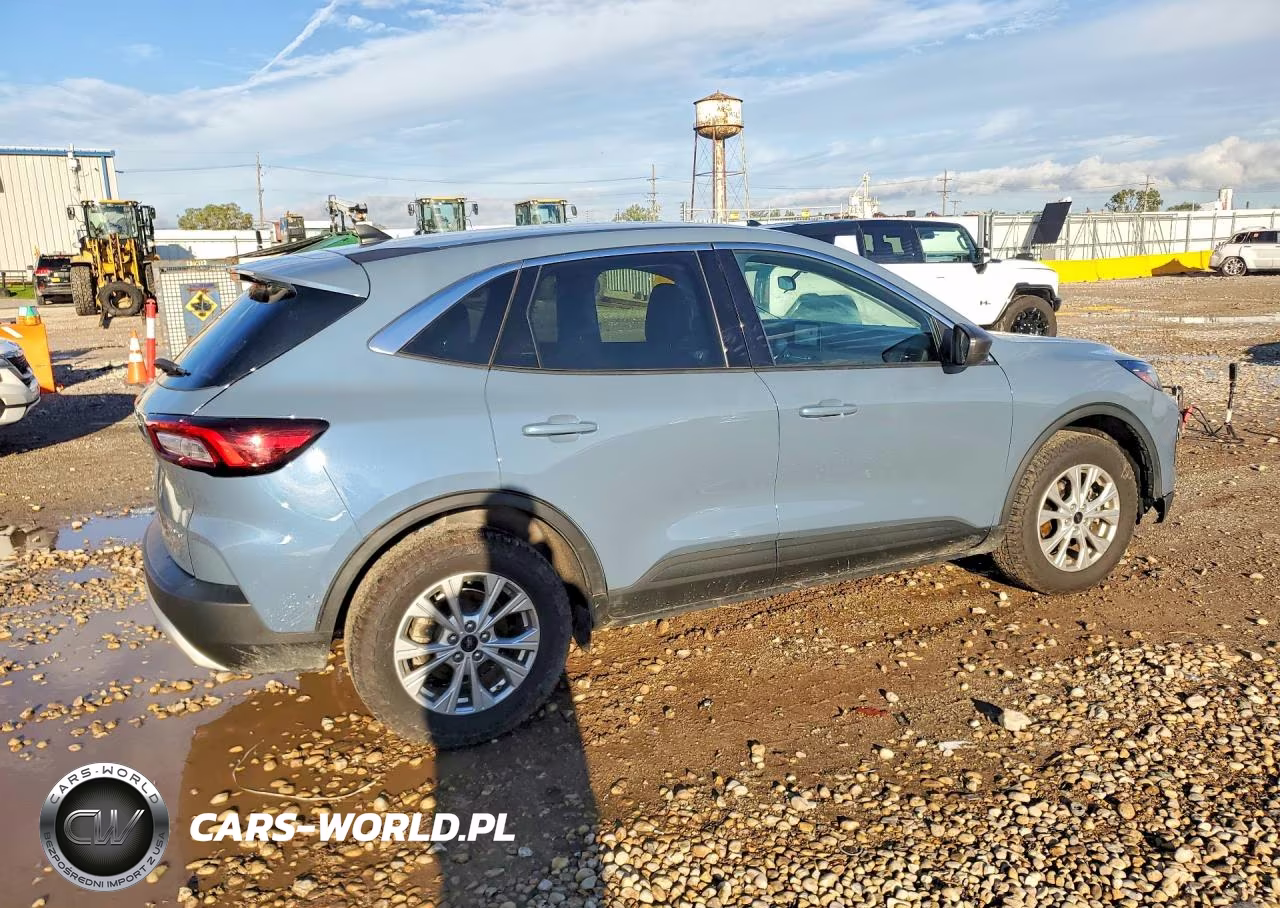 2024 Ford Escape Active VIN:1FMCU9GN0RUB27467 - 3