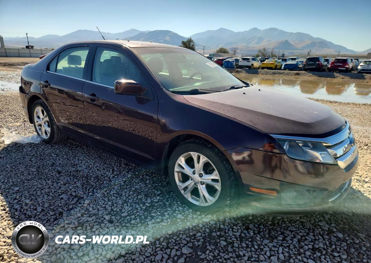 2012 Ford Fusion Se VIN:3FAHP0HA1CR367947 - 4