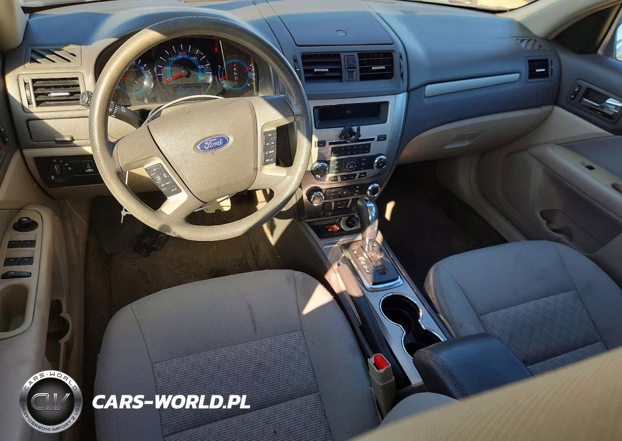 2012 Ford Fusion Se VIN:3FAHP0HA1CR367947 - 8