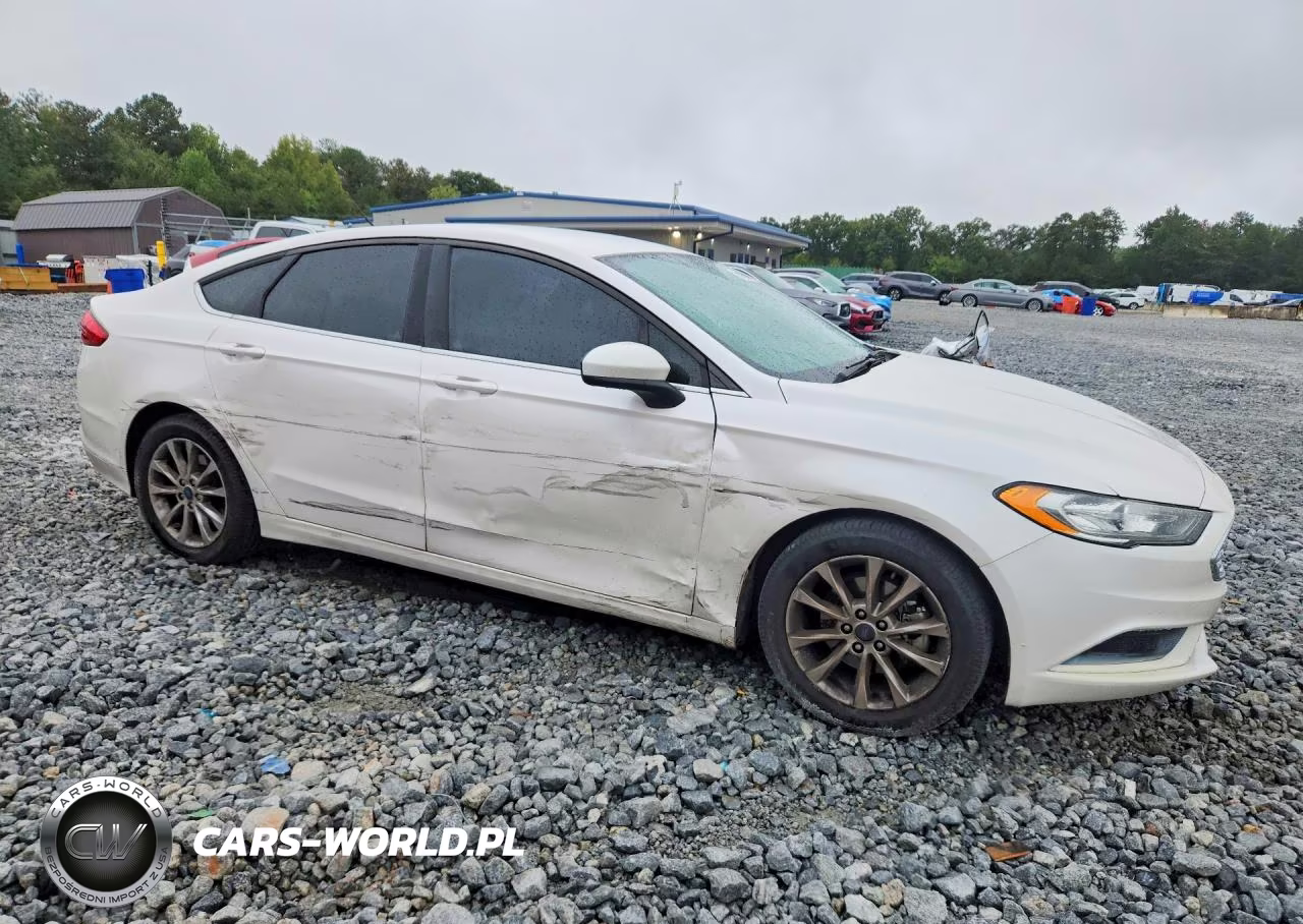 2017 Ford Fusion Se VIN:3FA6P0H75HR391896 - 4
